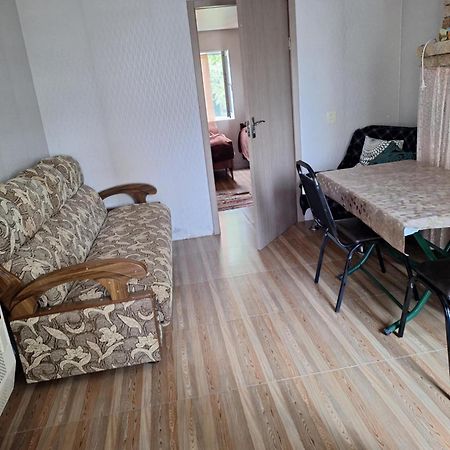 Lux-2-Or-1- Persons Irodion Evdoshvili Street #15 Kutaisi Zewnętrze zdjęcie