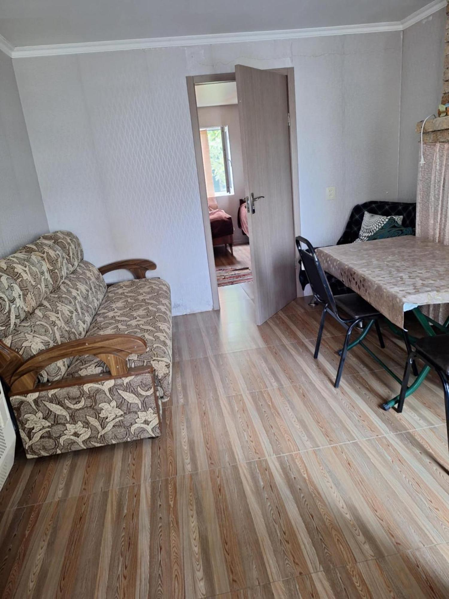 Lux-2-Or-1- Persons Irodion Evdoshvili Street #15 Kutaisi Zewnętrze zdjęcie